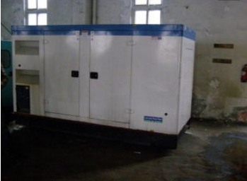 吉安康明斯150kw大型柴油二手发电机组 吉安康明斯150kw大型柴油二手发电机组